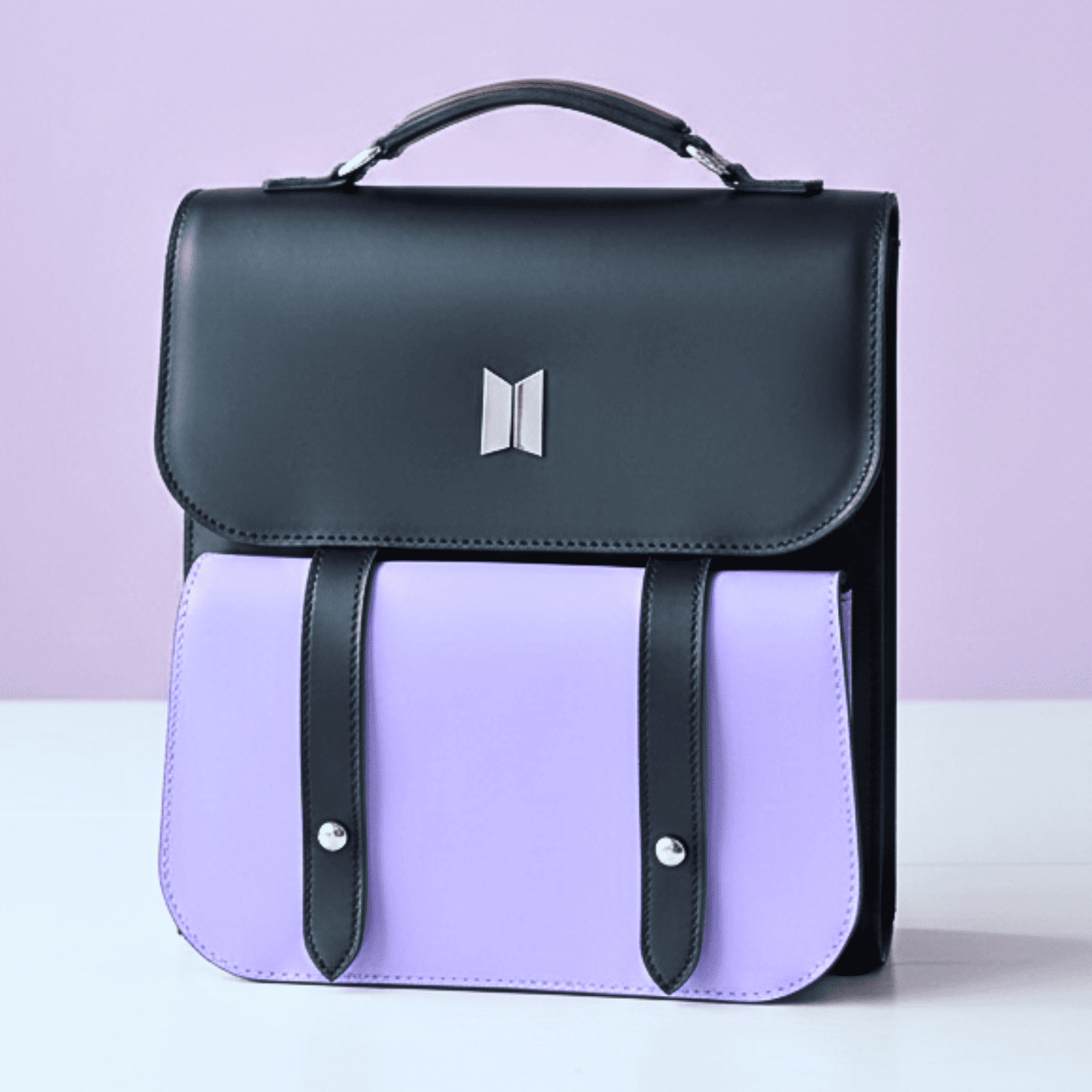 Exclusivo: Bolsa Bag e Mochila Backpack Luxury Edição Especial BTS Customizadas + *BRINDE 1x Chaveiro Exclusivo* - EDIÇÃO LIMITADA