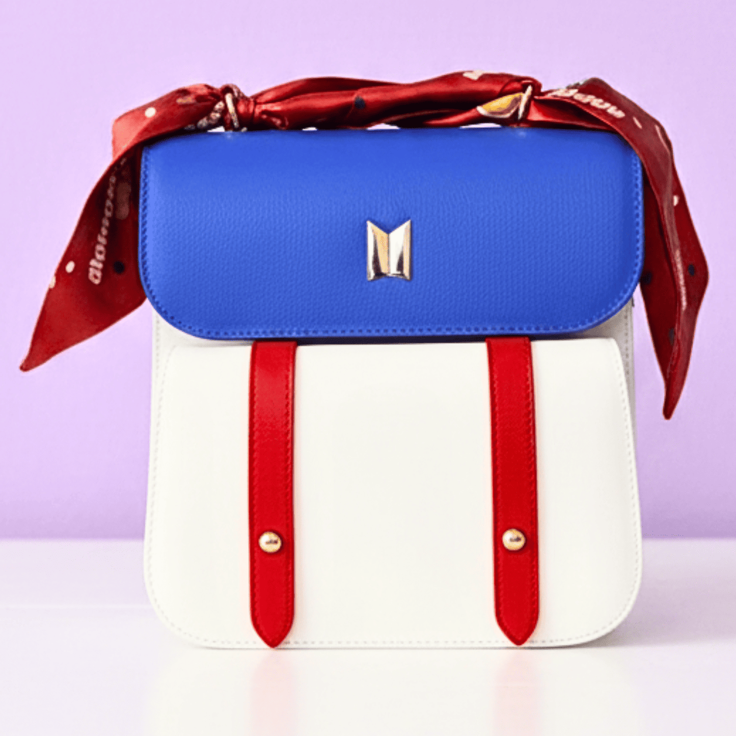 Exclusivo: Bolsa Bag e Mochila Backpack Luxury Edição Especial BTS Customizadas + *BRINDE 1x Chaveiro Exclusivo* - EDIÇÃO LIMITADA
